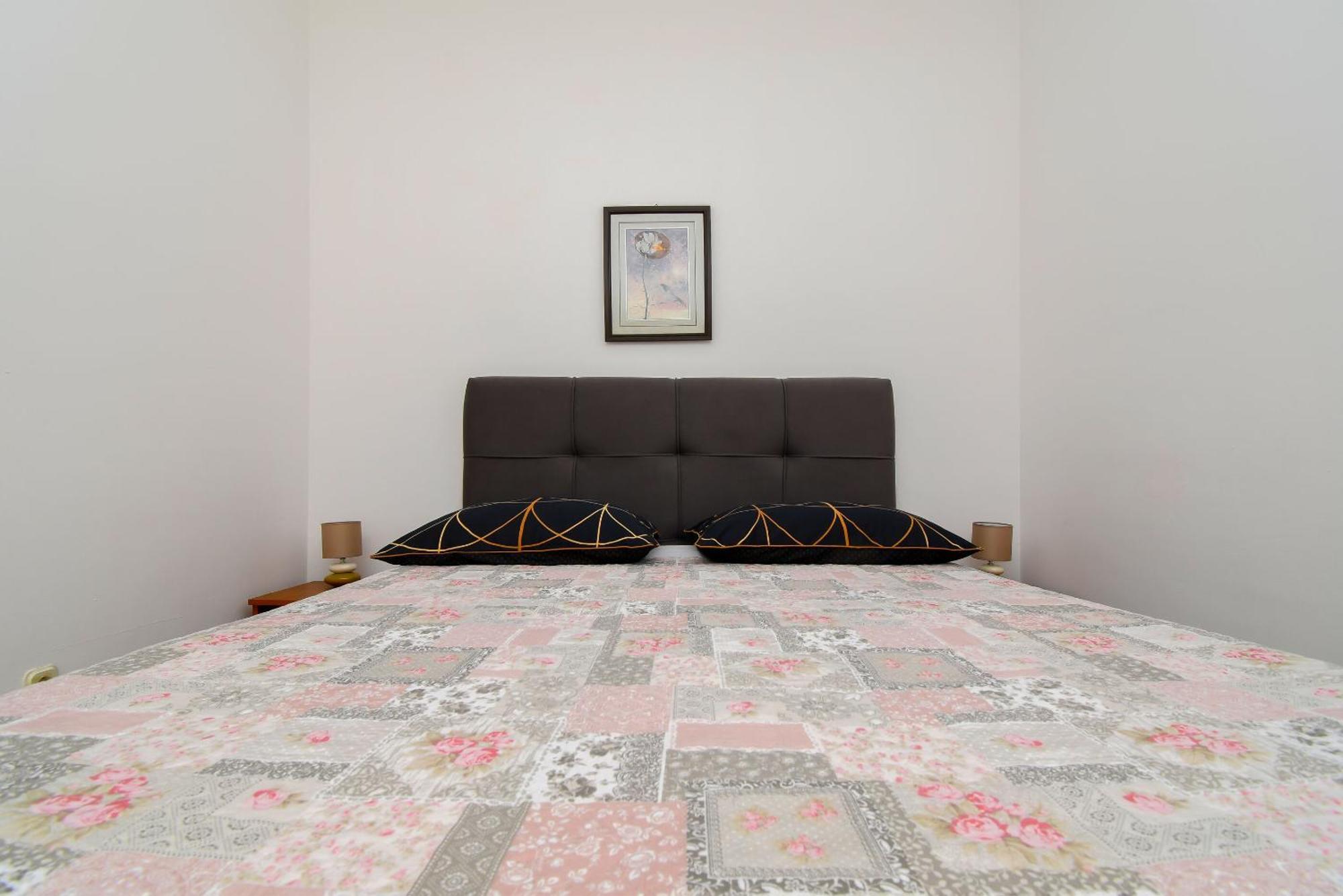 Apartments Biserka - 50 M From Beach Trogir Dış mekan fotoğraf