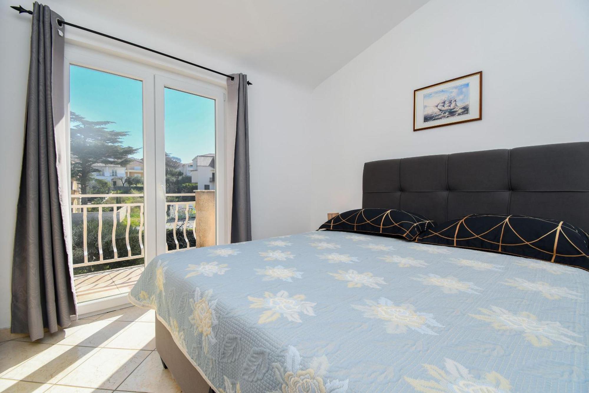 Apartments Biserka - 50 M From Beach Trogir Dış mekan fotoğraf